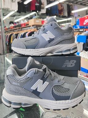 New Balance 2002R Toddler Steel Lead Size 8C